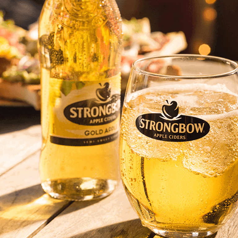 Strongbow Occasions New Labels Gold Apple 1080X766 Bottle Glass Still 1